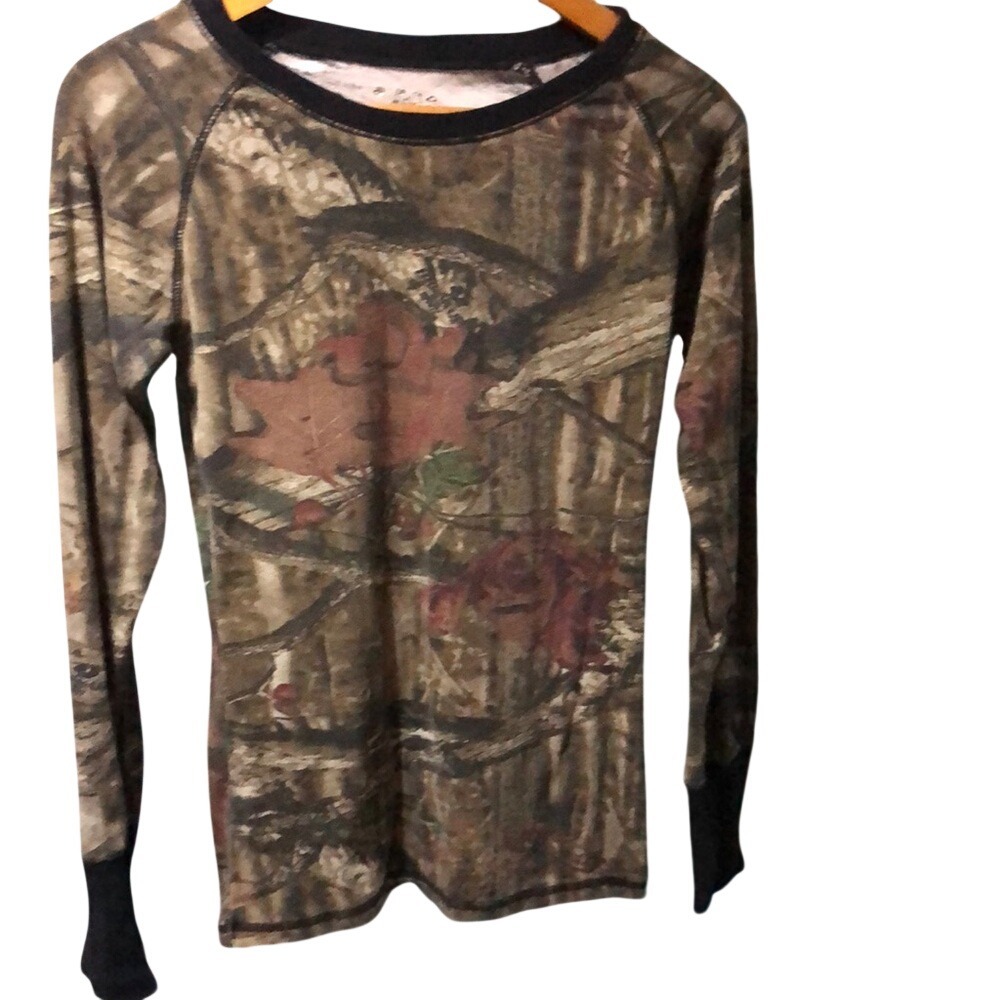 Mossy Oak Green‎ and Brown Long Sleeve Tee